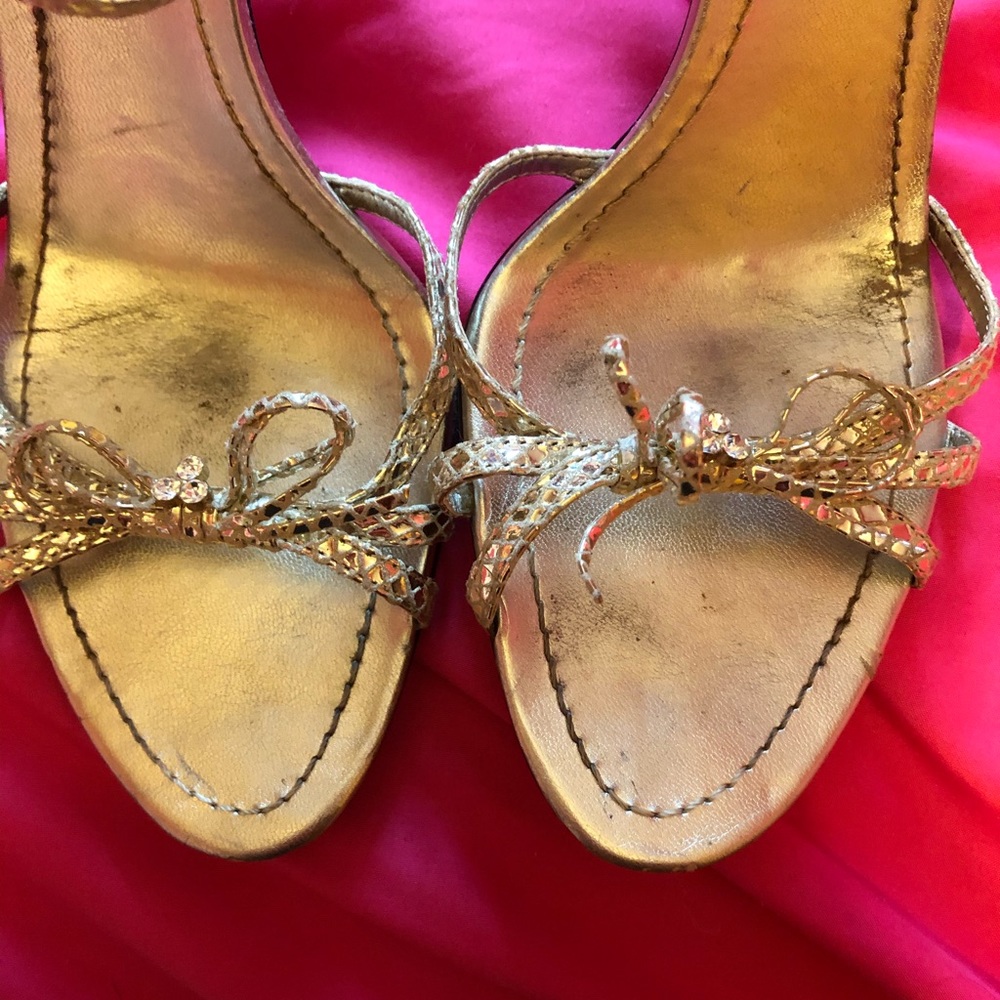 Guess Champagne Gold heels - Picture 2 of 9